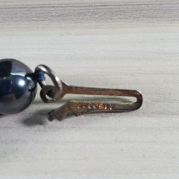 Vintage Lucoral Hematite Barrel Clasp 28" Grey Gunmetal Beaded Necklace - Picture 6 of 10